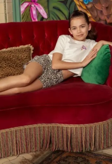 D-zine Urban Jungle Look met Rugprint T-shirt en Pantershort