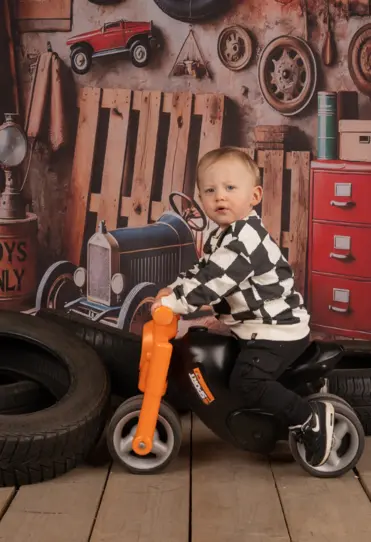 FLINQ baby jongens look met sweater Fons en joggingbroek 