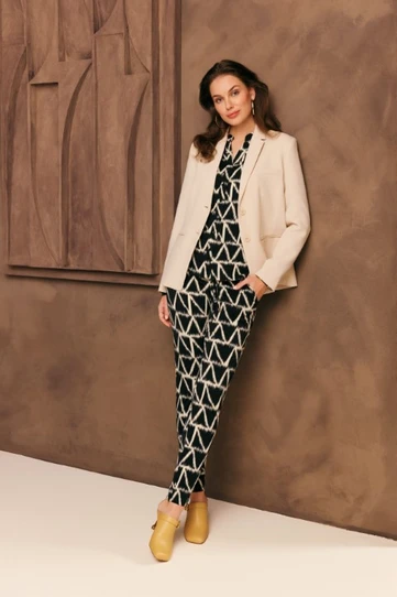 SoSoire Chic Traveller Look – Stijlvolle Blazer