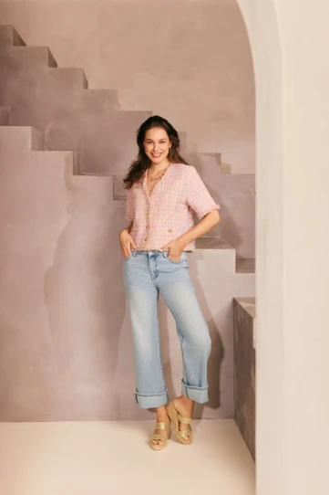 SoSoire Look met Lurex Blazer en Denim Broek