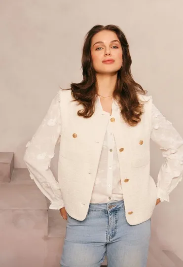 SoSoire Timeless Elegance Look