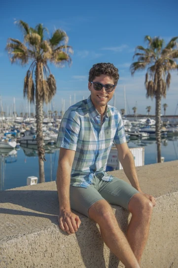 Stijlvolle en Casual Zomerlook voor Heren