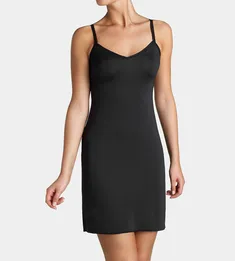 Triumph Body Make-Up Dress 01