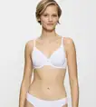 Triumph Body Make-Up Essentials W