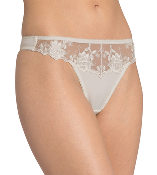 Triumph Sexy Angel String