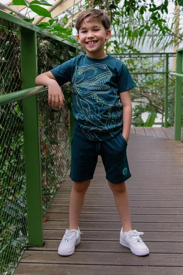 Unlocked Dino Sport Look met HD-print T-shirt en Deelnaad Short 